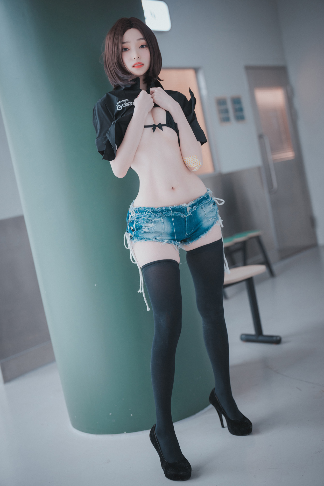 Bambi 밤비, DJAWA ‘Hi Sam!’ Set.02(44P)