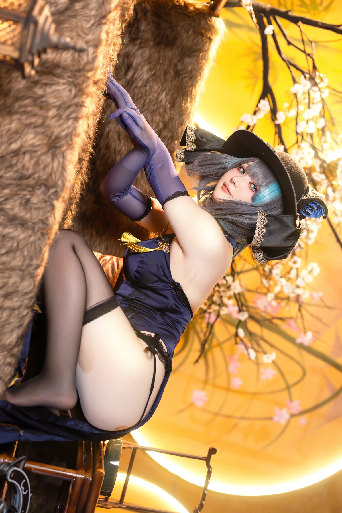 Cosplay 屿鱼 – 金装猫猫头