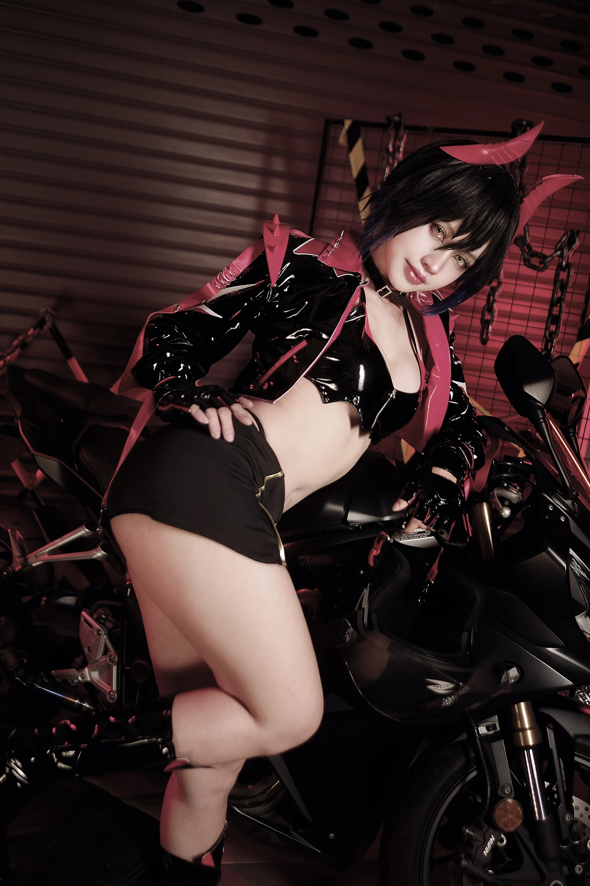 Cosplay PingPing平平 – Rossana NIKKE
