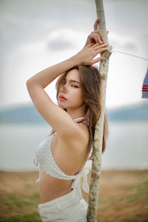 SiS Magazine P2