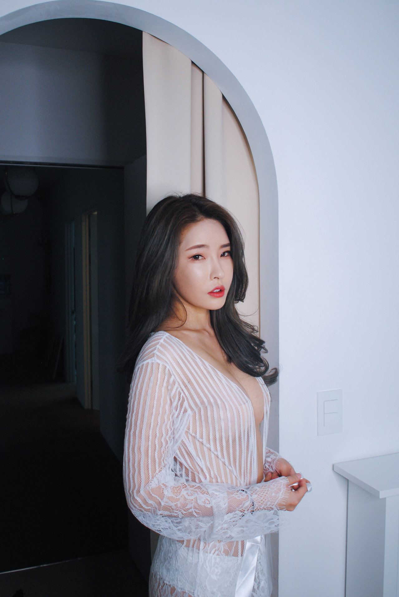 Hanna 한나, Photobook ‘White’(45P)