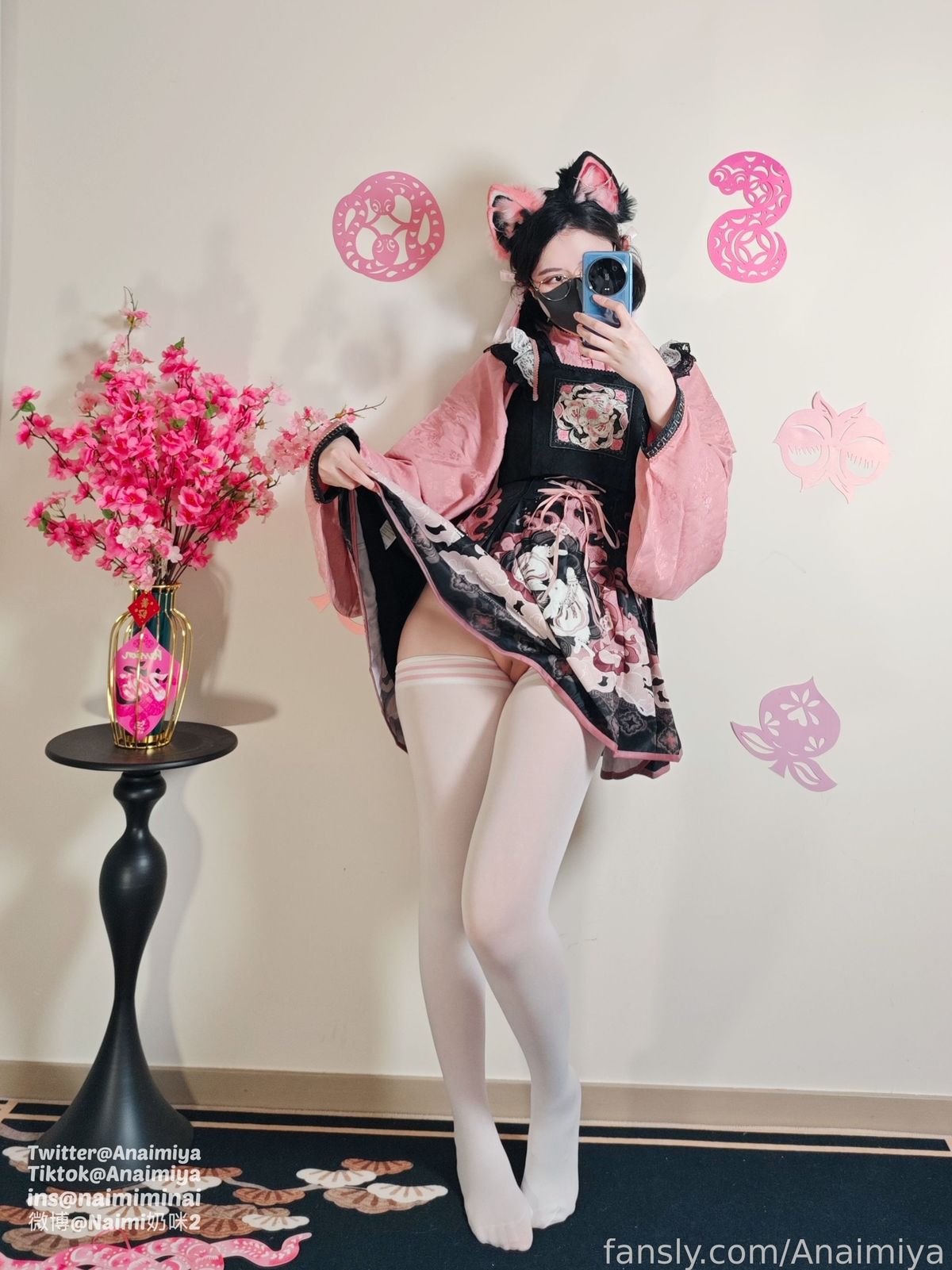 Coser@Anaimiya奶咪 – OnlyFan 2025年2月新作 春在枝头桃花已盛 (24P – 1V)