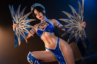 Coser@UmekoJ – Cosplay Kitana Mortal Kombat