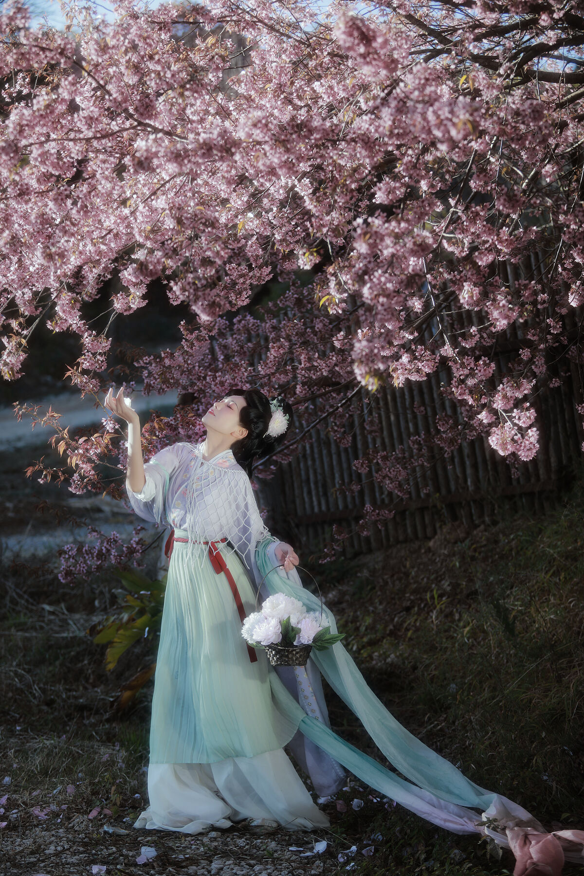 YiTuYu艺图语 Vol.8423 瑜瑾 (23P)