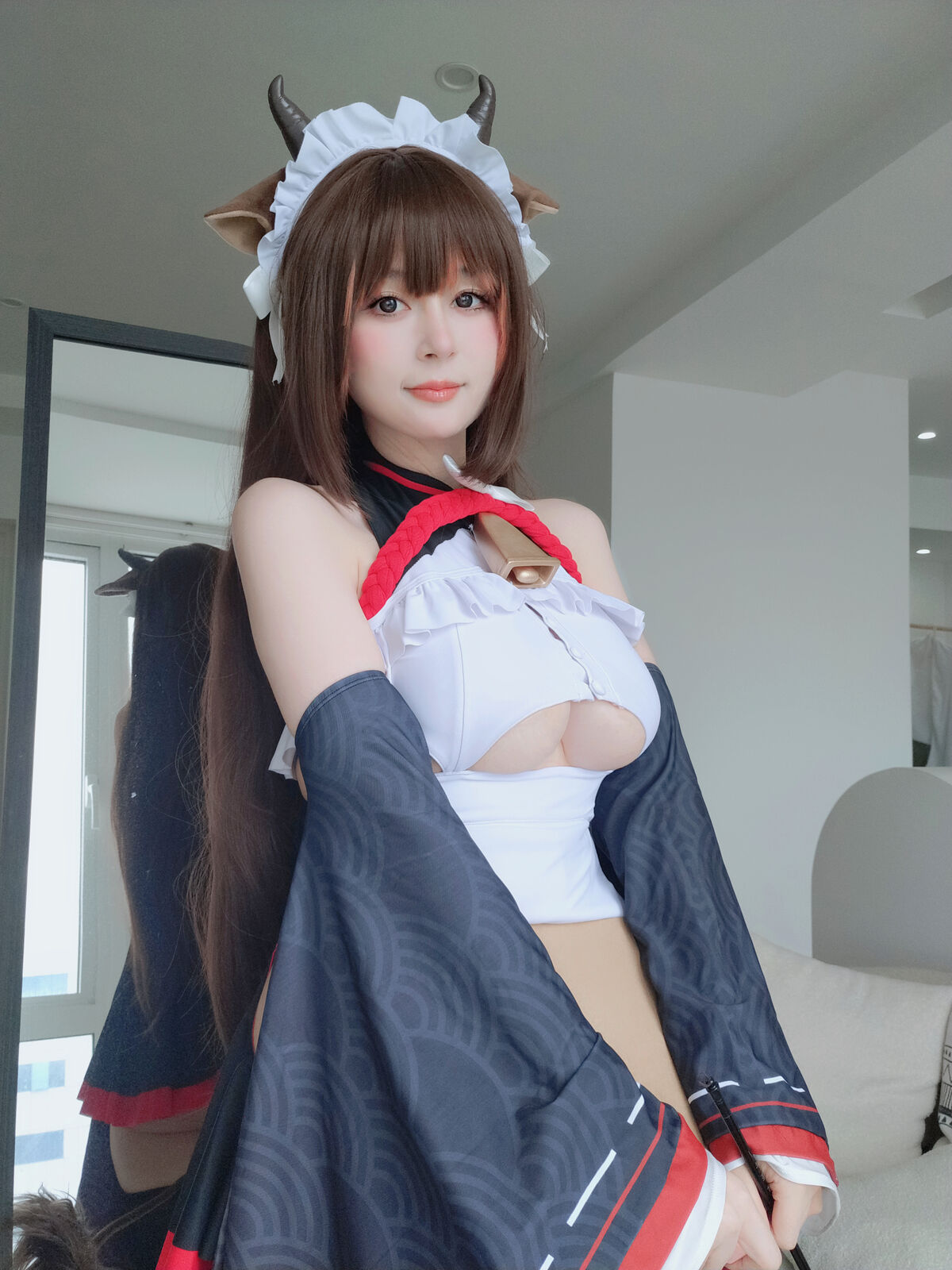 Coser@白银81 – 碧蓝航线 樫野 Part01 (47P – 3V)