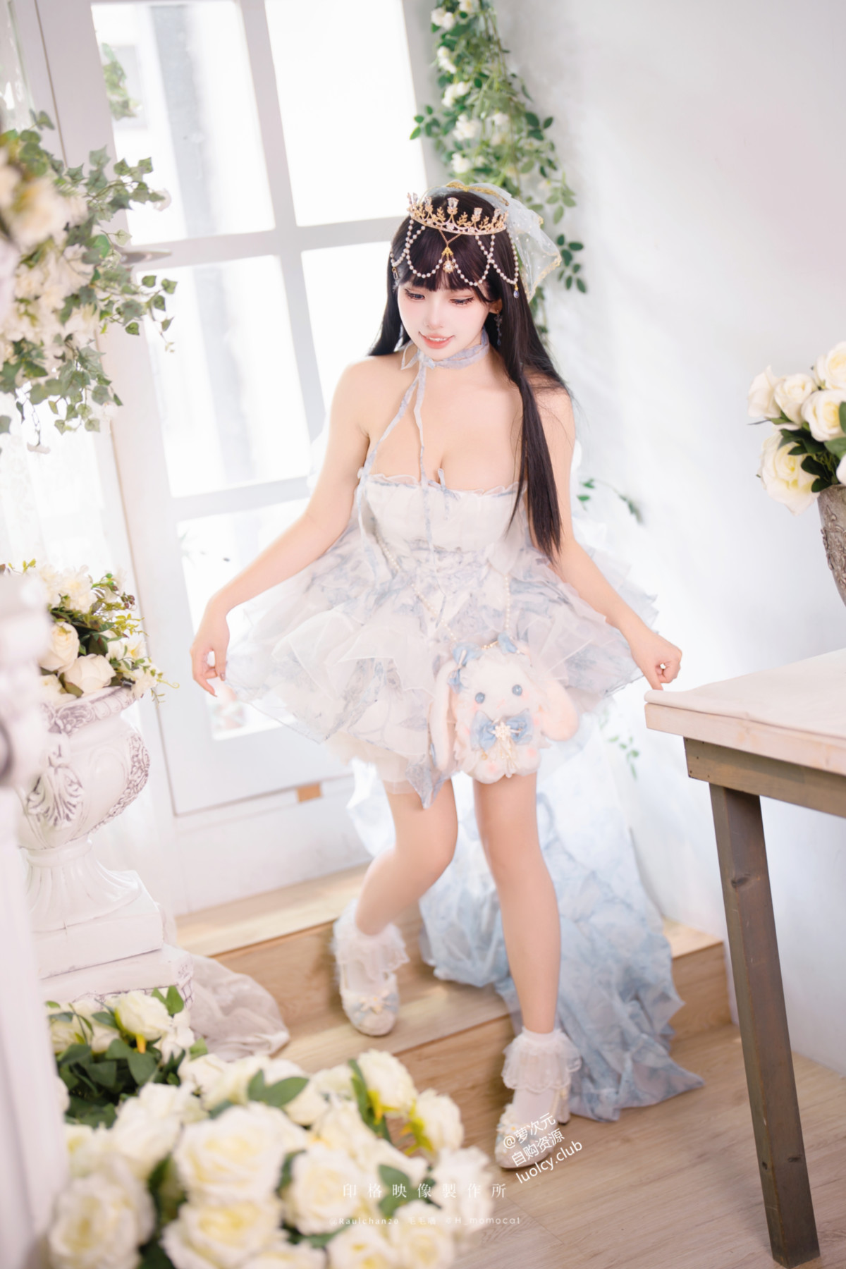 慕慕Momo, ヌード写真集 Birthday Day 永遠的小公主