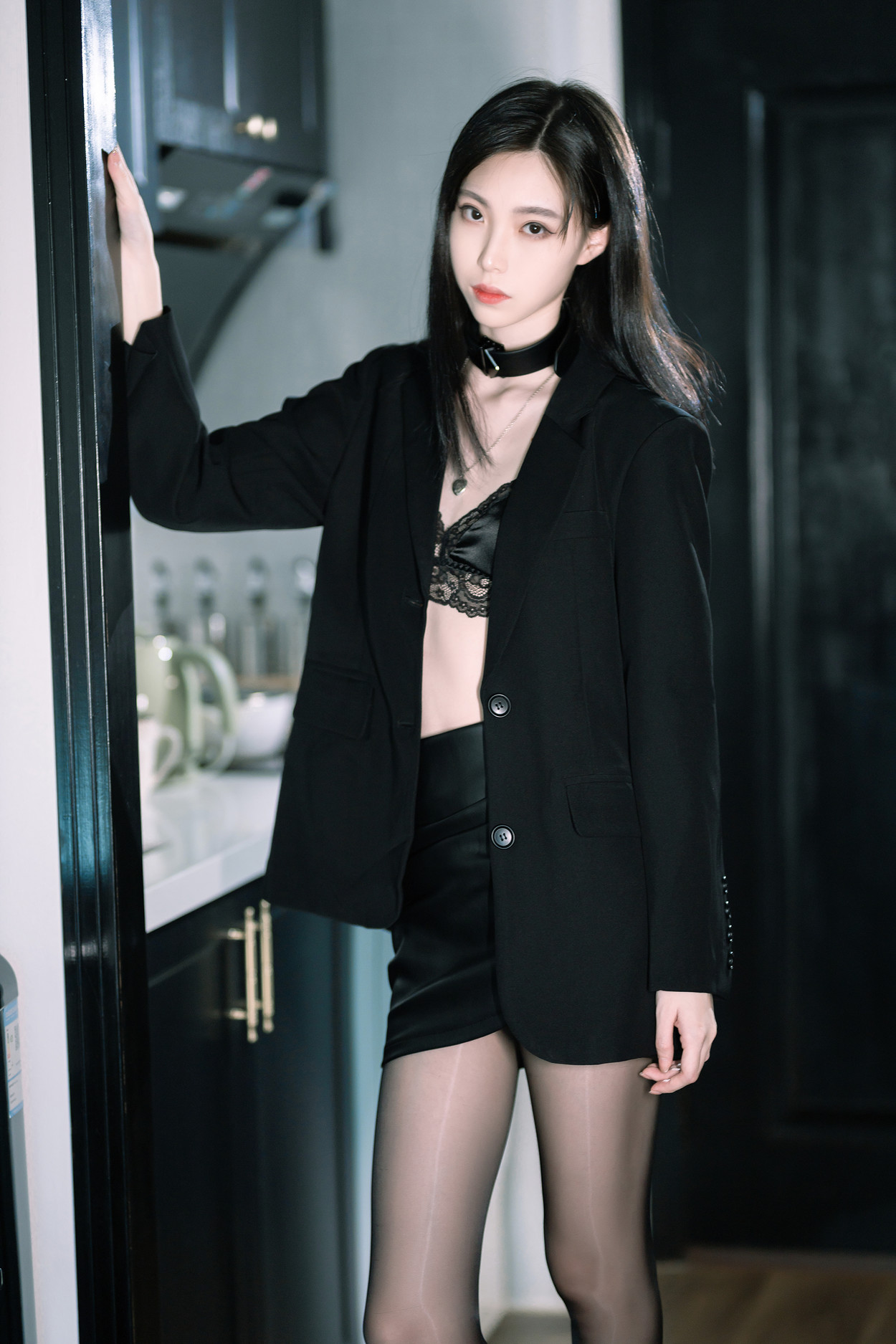 Cosplay 许岚LAN 黑丝西装(40P)