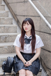 SiS Magazine P4