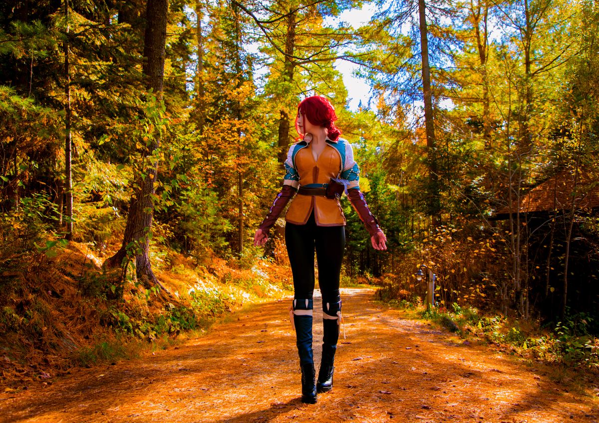 Coser@MisswarmJ – Triss Merigold (47P – 1V)