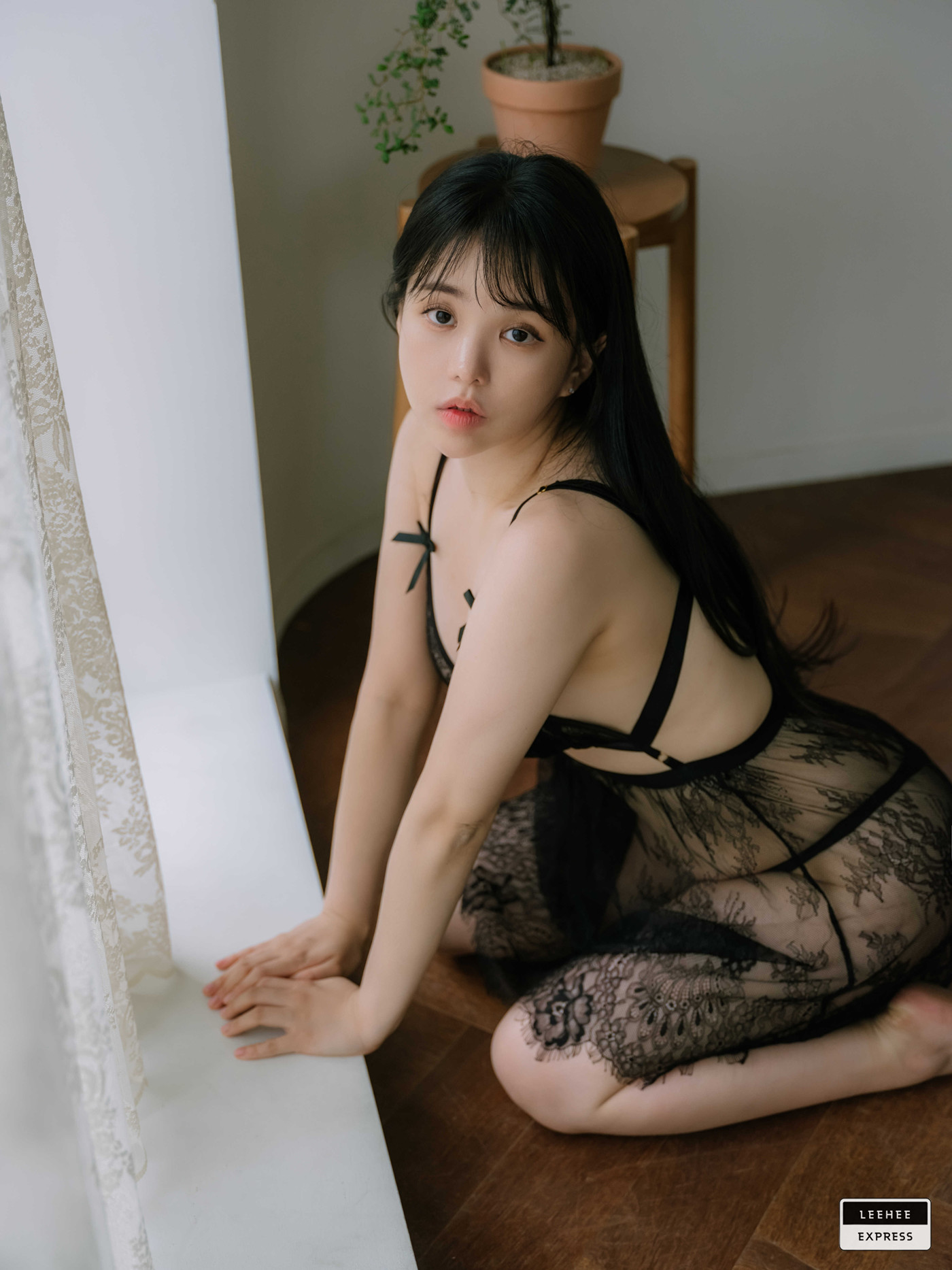 Yuri 유리, LEEHEE EXPRESS LEBE-161 Set.01(35P)