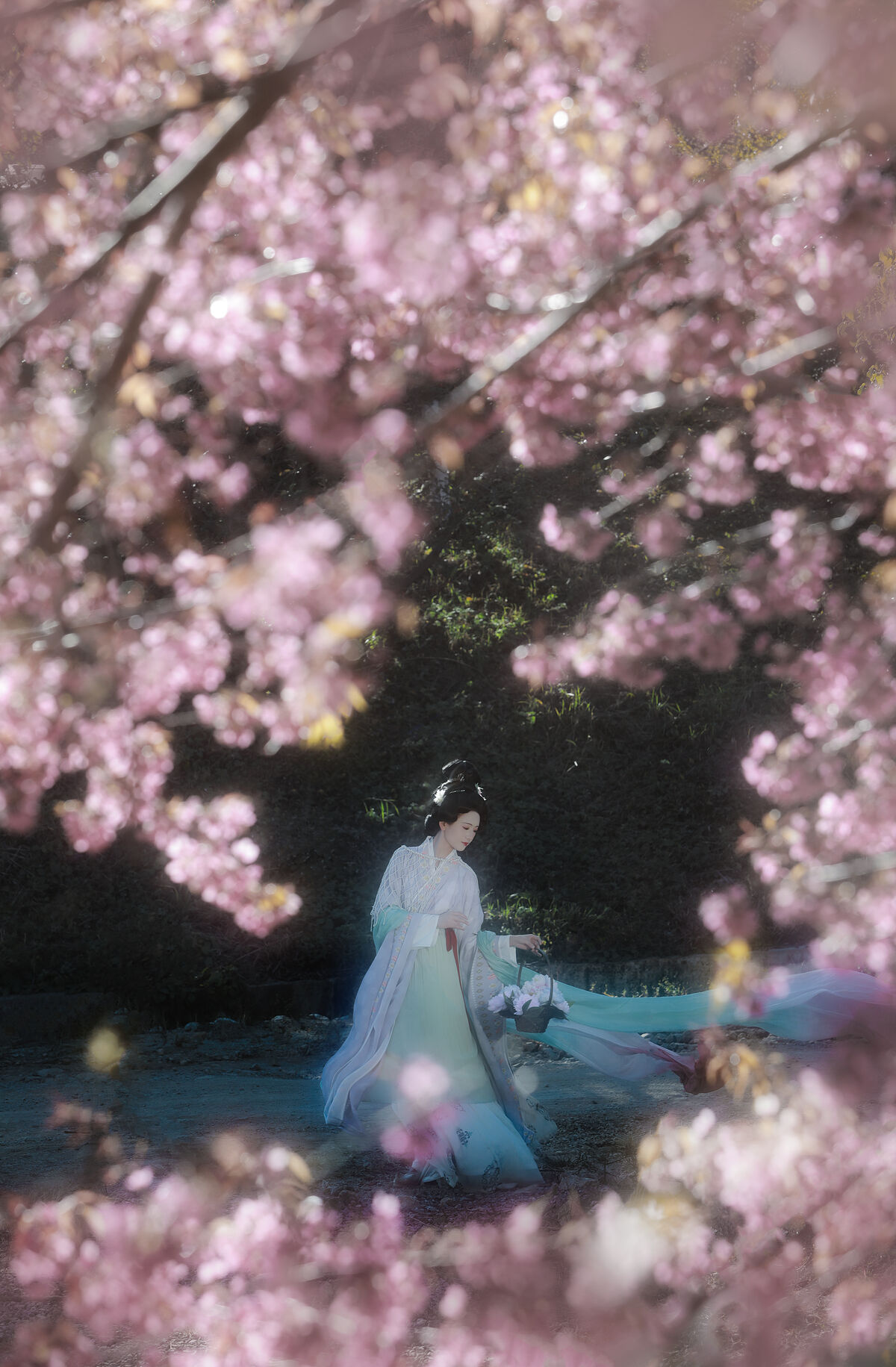 YiTuYu艺图语 Vol.8423 瑜瑾 (23P)