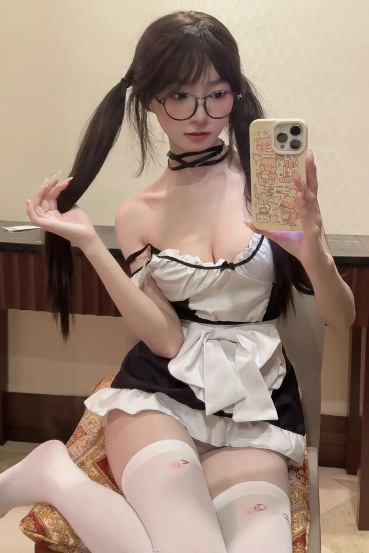 JP Mao Sakurada 桜田茉央 – BLACK OR WHITE (41P)