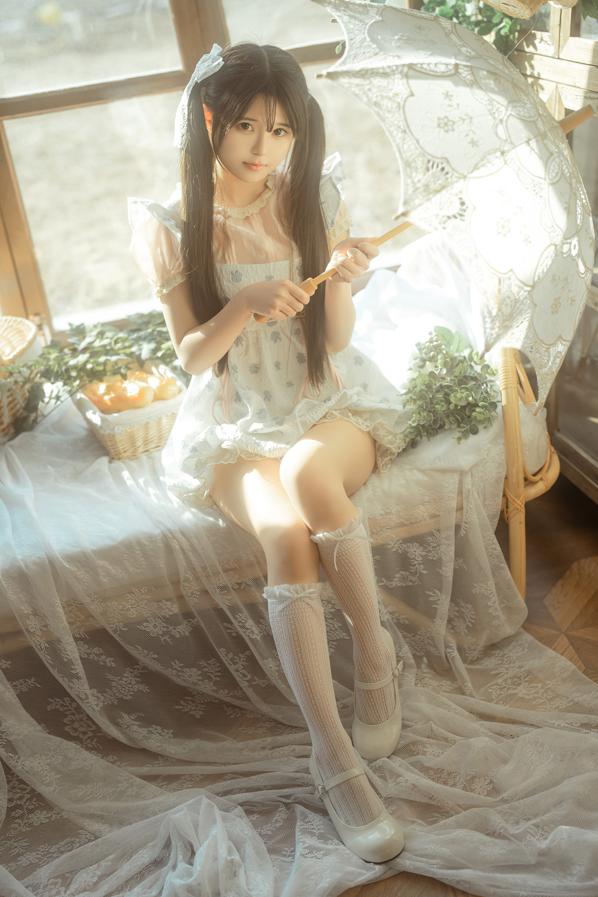 Cosplay Rua阮阮 花房 小裙子(54P)