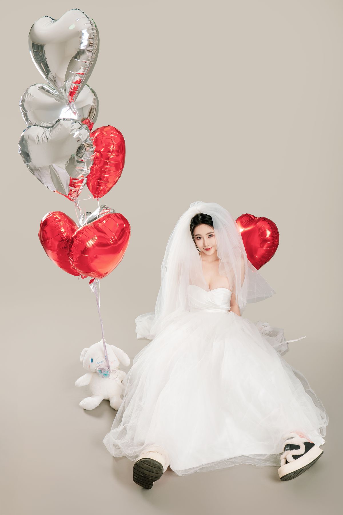 Coser@年年Nnian – LOVE 情人节特别篇 (81P)