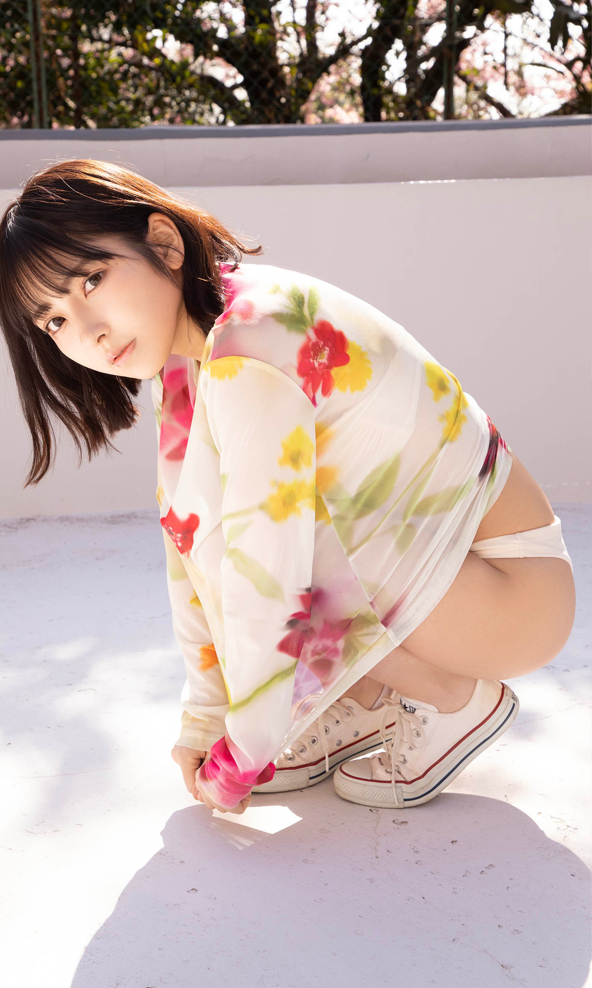 Toumi 十味, 週プレ Photo Book 「キミと春らんまん」 Set.01