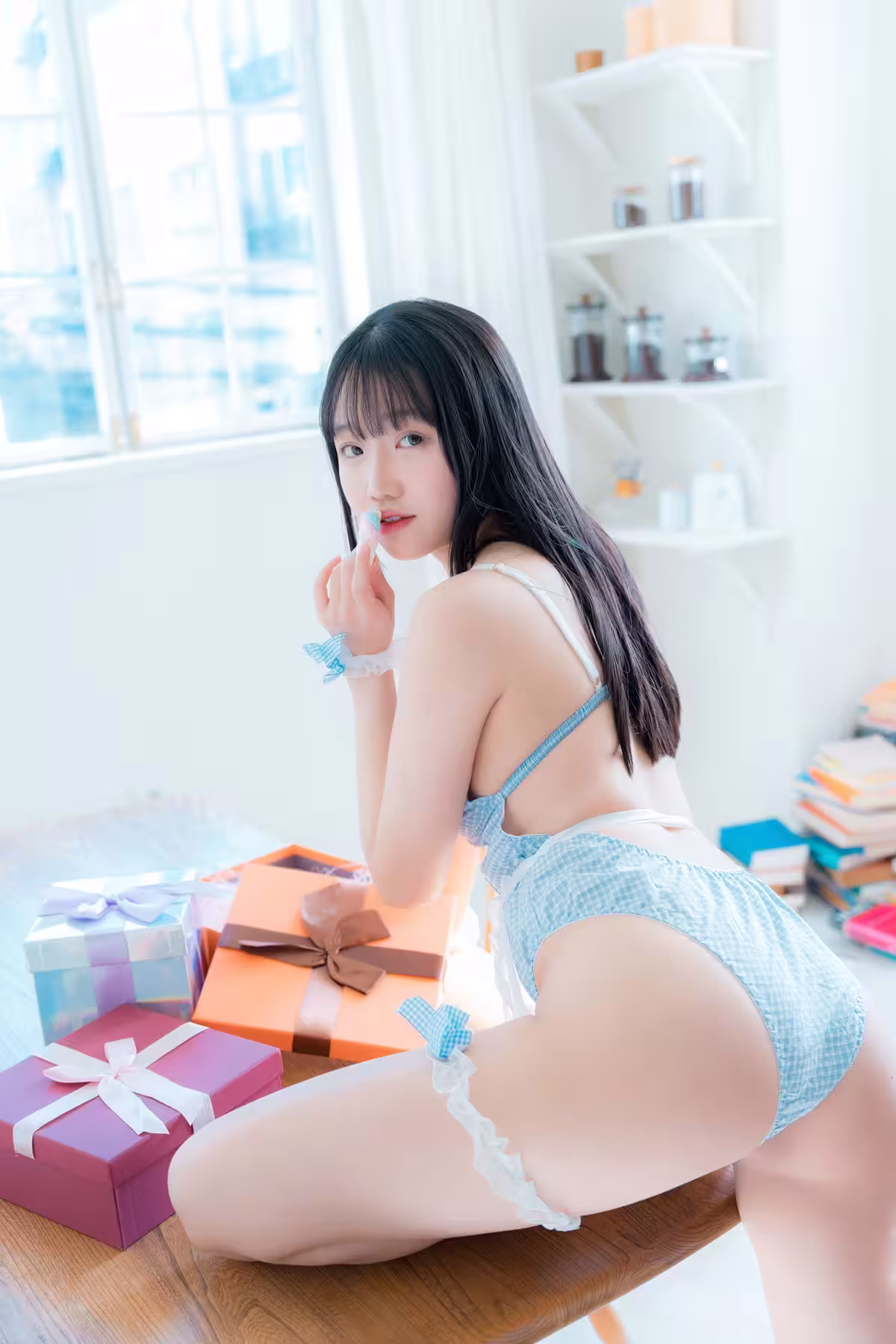 (RiRi) 鮮美肉體前凸後翹看了欲罷不能 (32P)