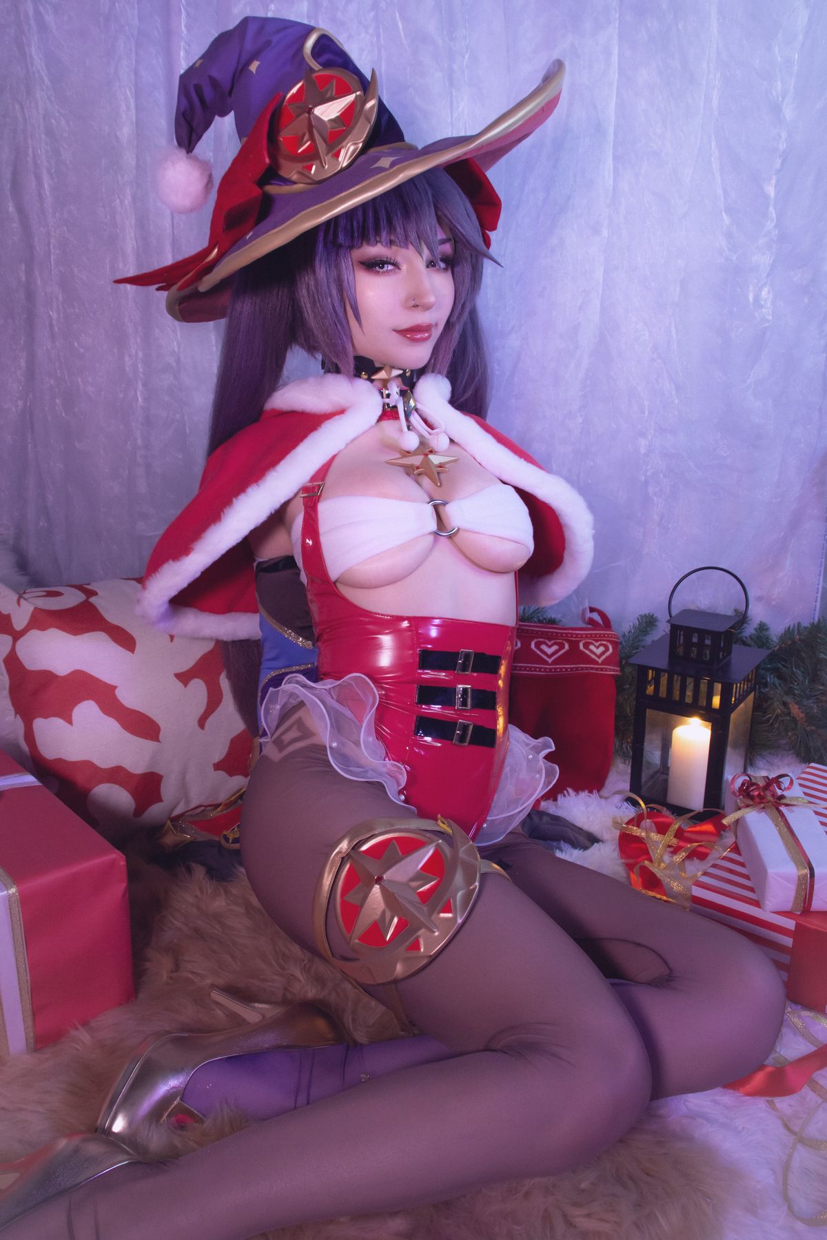 Coser@Shiro Kitsune – 原神-莫娜 – 圣诞版 Mona Xmas (42P)