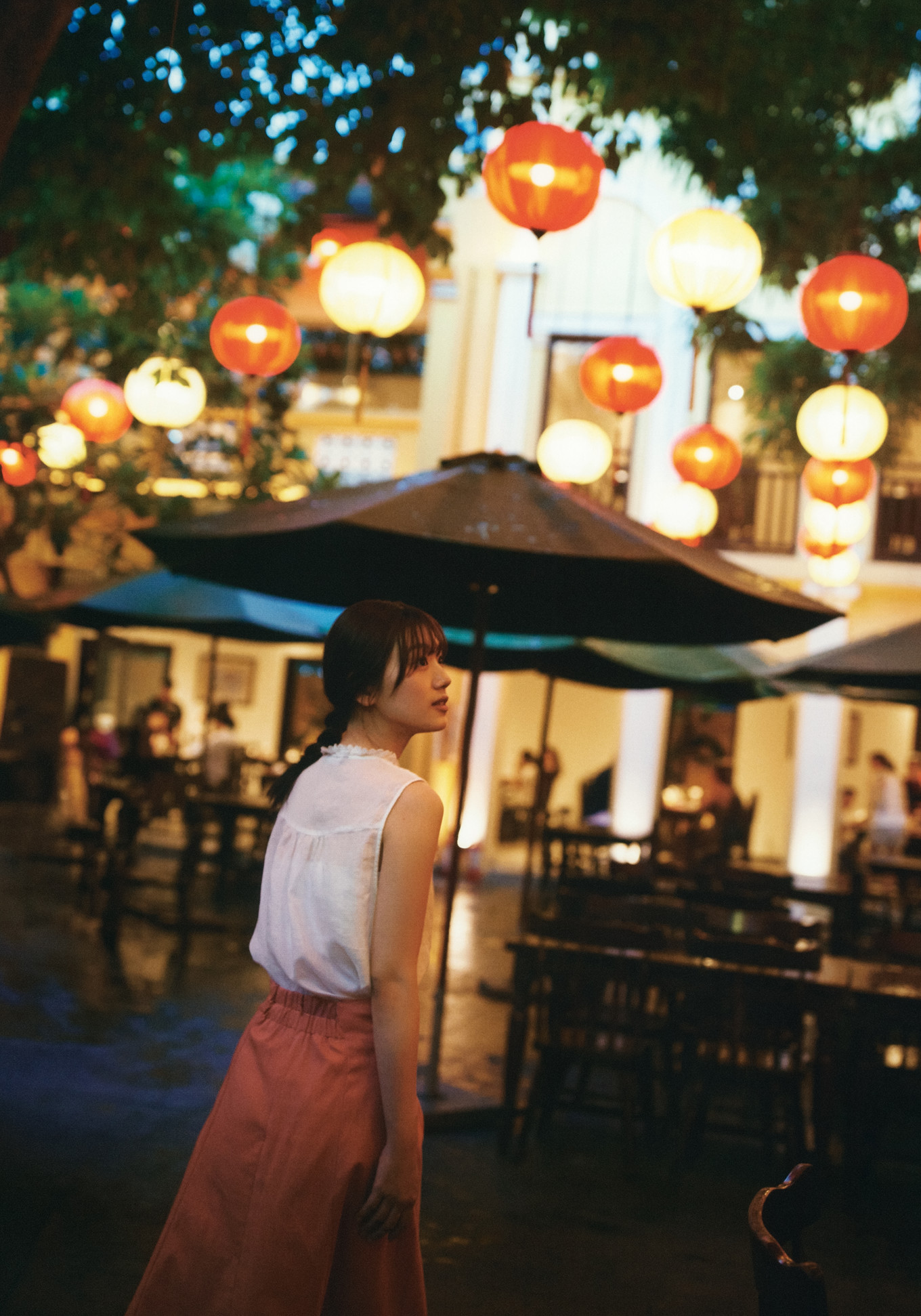 Mirei Sasaki 佐々木美玲, 1st写真集 「陽射しのパレード」 Set.03