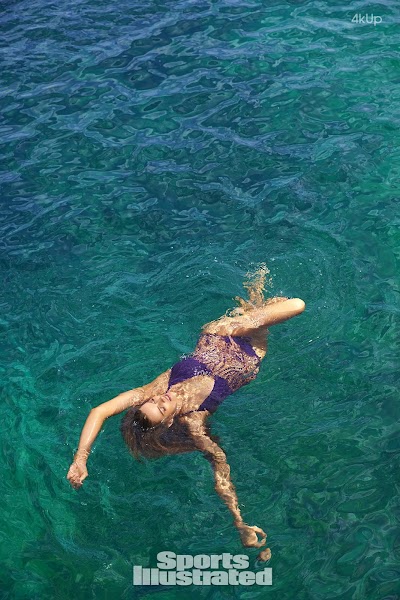 Robyn Lawley 2016 Malta