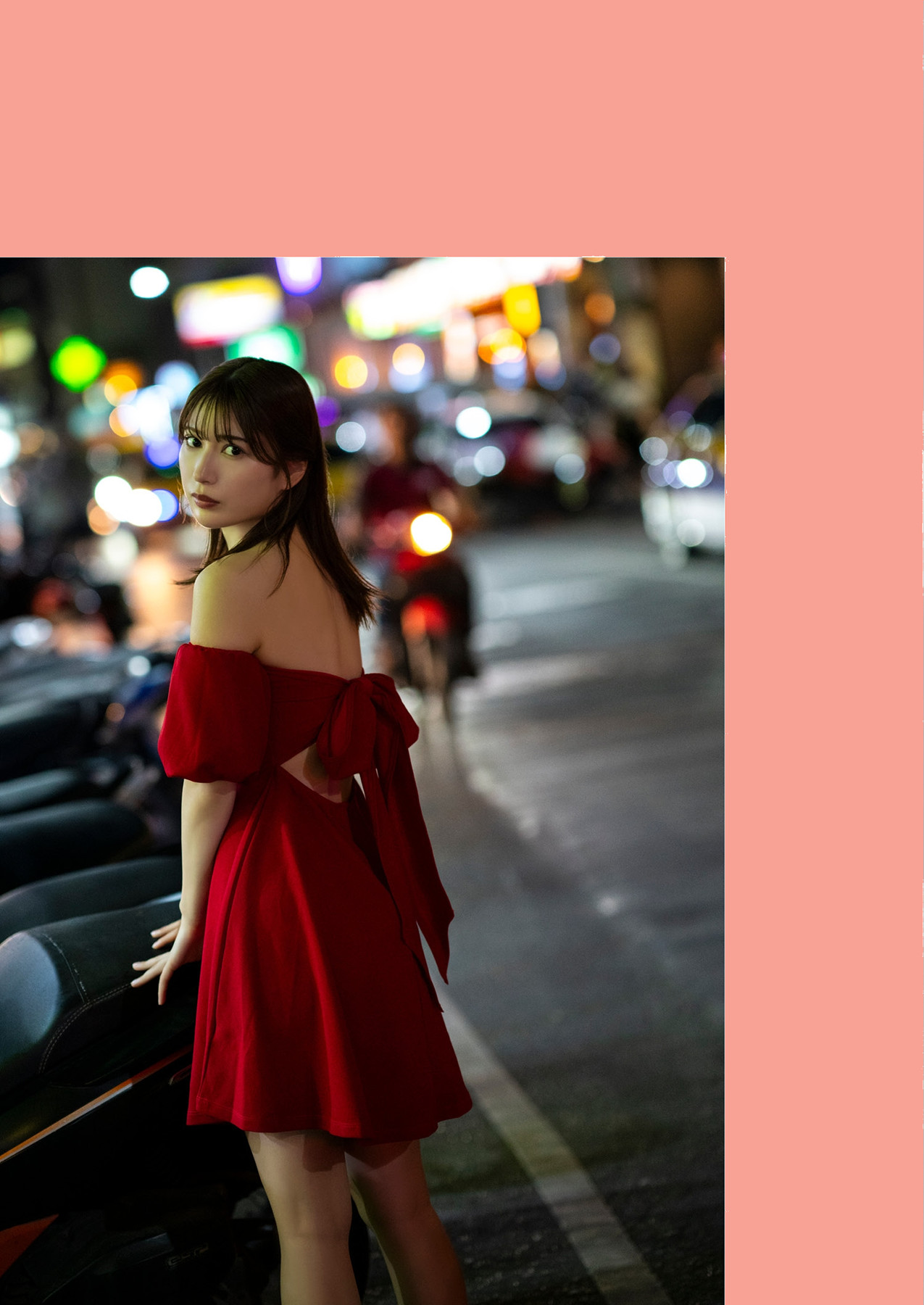 Risa Yukihira 雪平莉左, 写真集 「キミが微笑めば…世界が微笑む！！」 Set.01