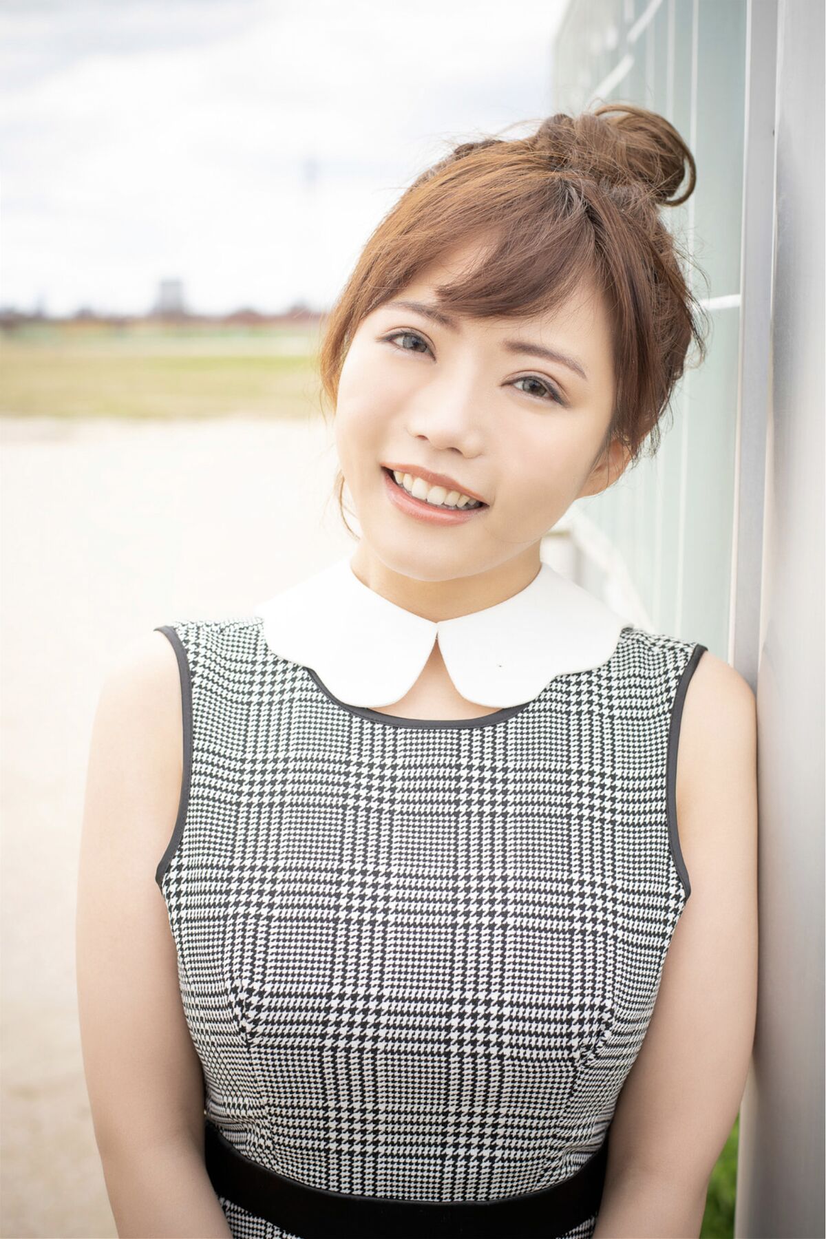 JP Reona Tomiyasu 冨安れおな – 隣のお姉さん 覗き見 Part02 (52P)
