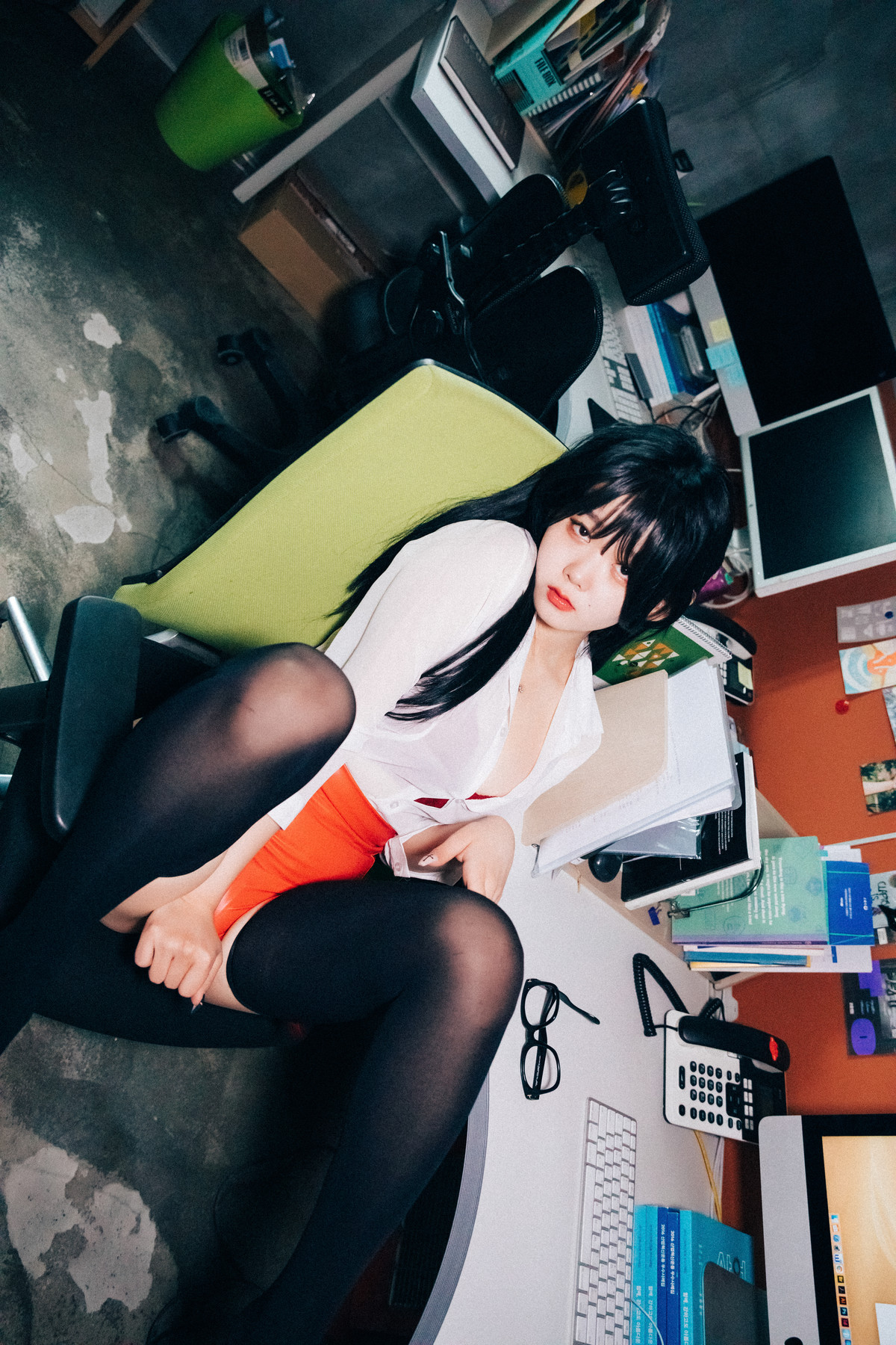 ZIA.Kwon 권지아, Loozy ‘Office Slave’ Set.02(58P)