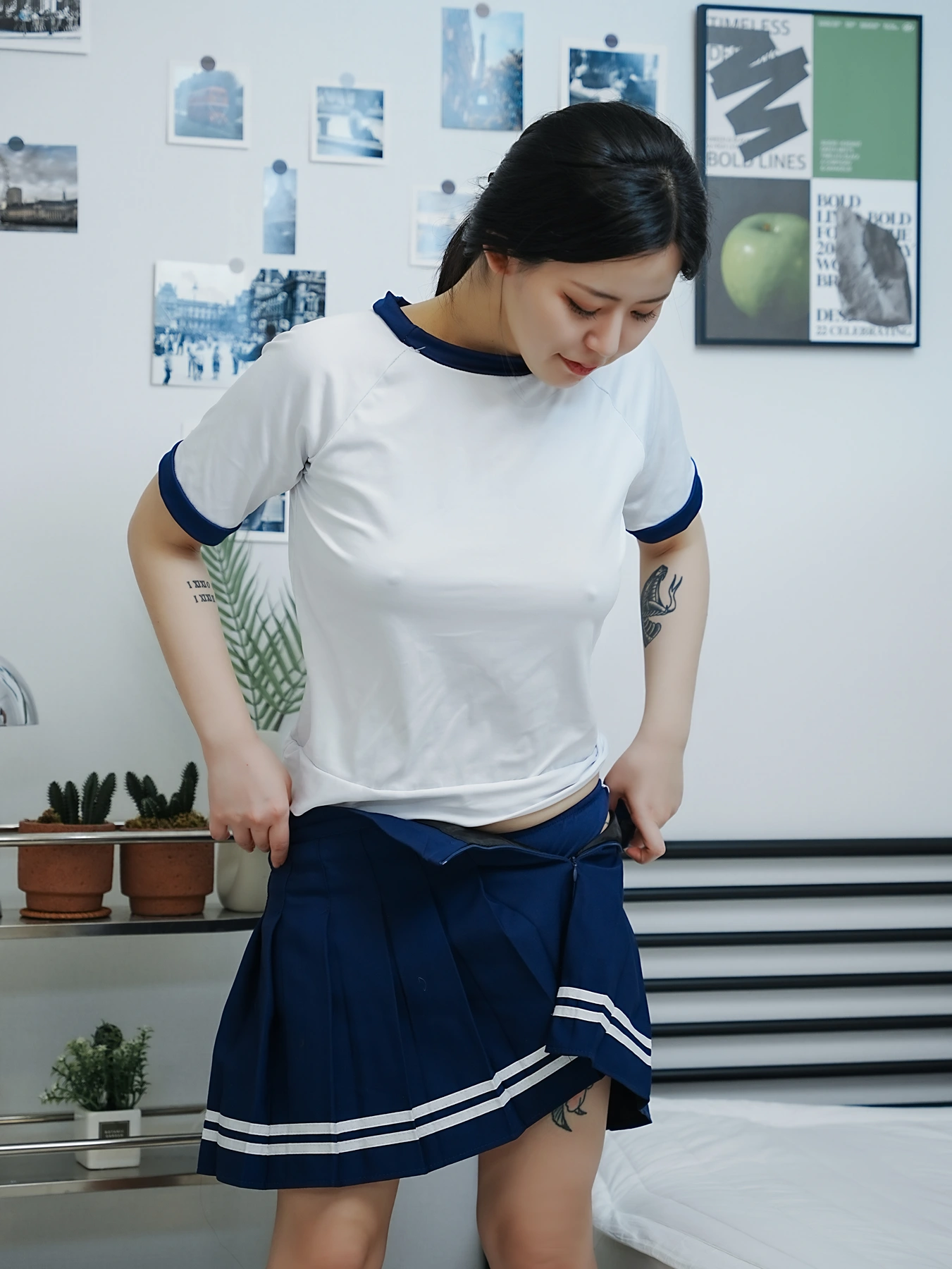 Choi Ri 최리, Photobook Vol.01 「Bloomers」 Set.02