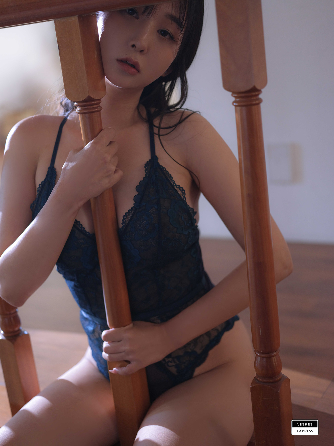 Yeoni 김여니, LEEHEE EXPRESS LEFM-012