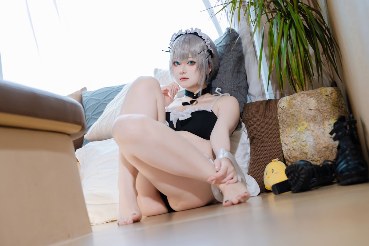 Coser@屿鱼 – 碧蓝航线 曼彻斯特 泳装 (51P)