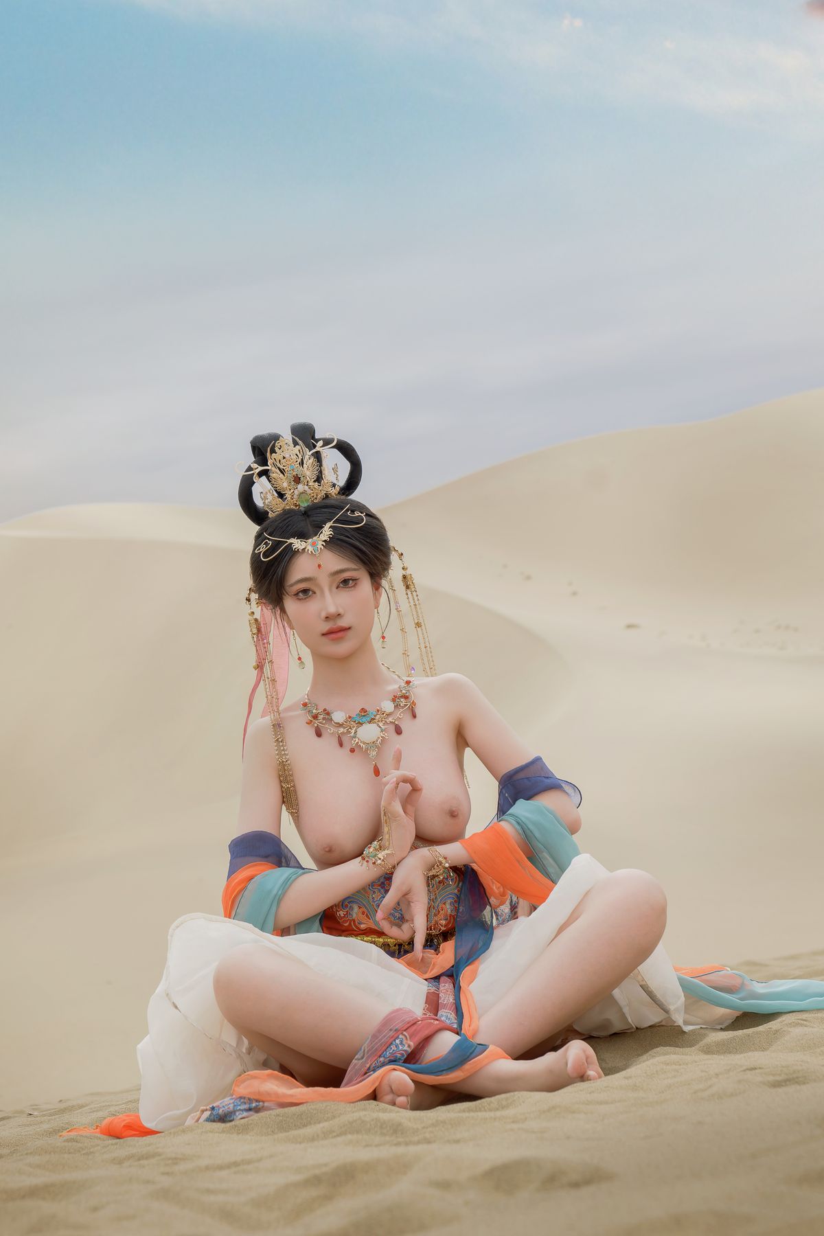 Coser@年年Nnian – 飞天 (64P)