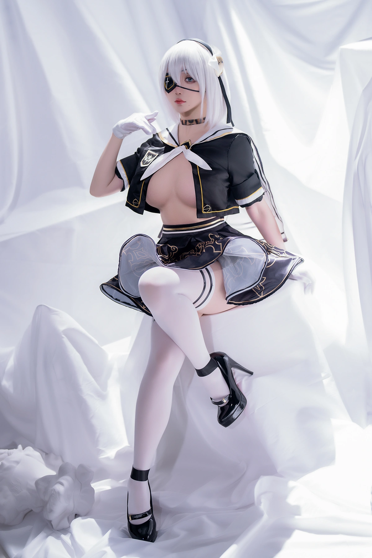 Cosplay 星之迟迟Hoshilily – 尼尔同人 2B学姐服