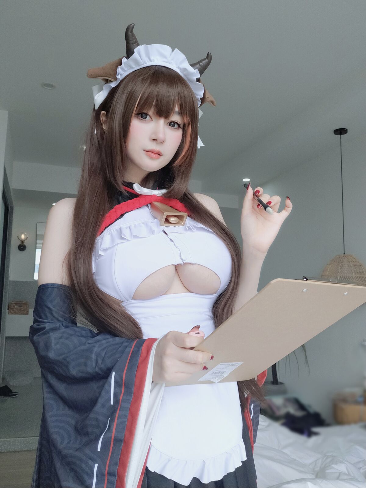Coser@白银81 – 碧蓝航线 樫野 Part01 (47P – 3V)