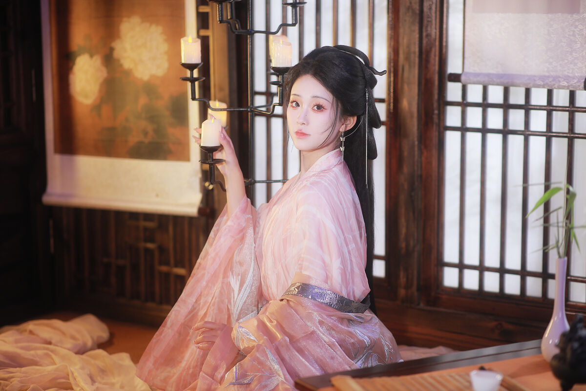 YiTuYu艺图语 Vol.8415 Jennie (30P)