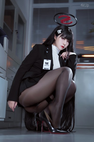 Coser@半半子 碧蓝档案 调月莉音