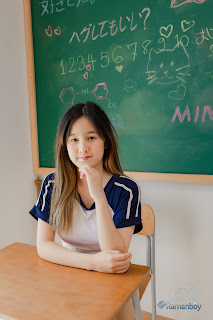 SiS Magazine P4