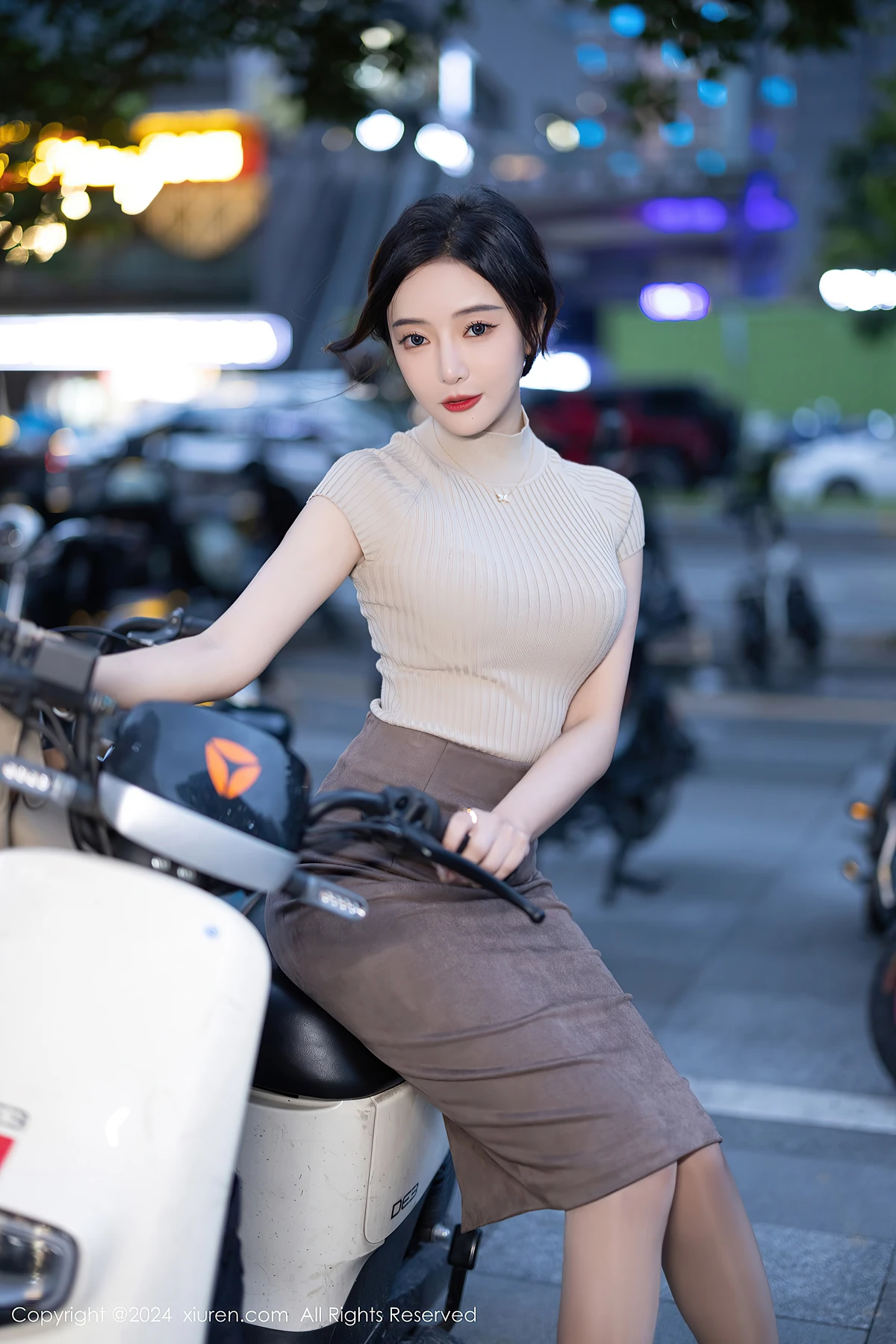 XiuRen秀人网 No.8741 王馨瑶yanni