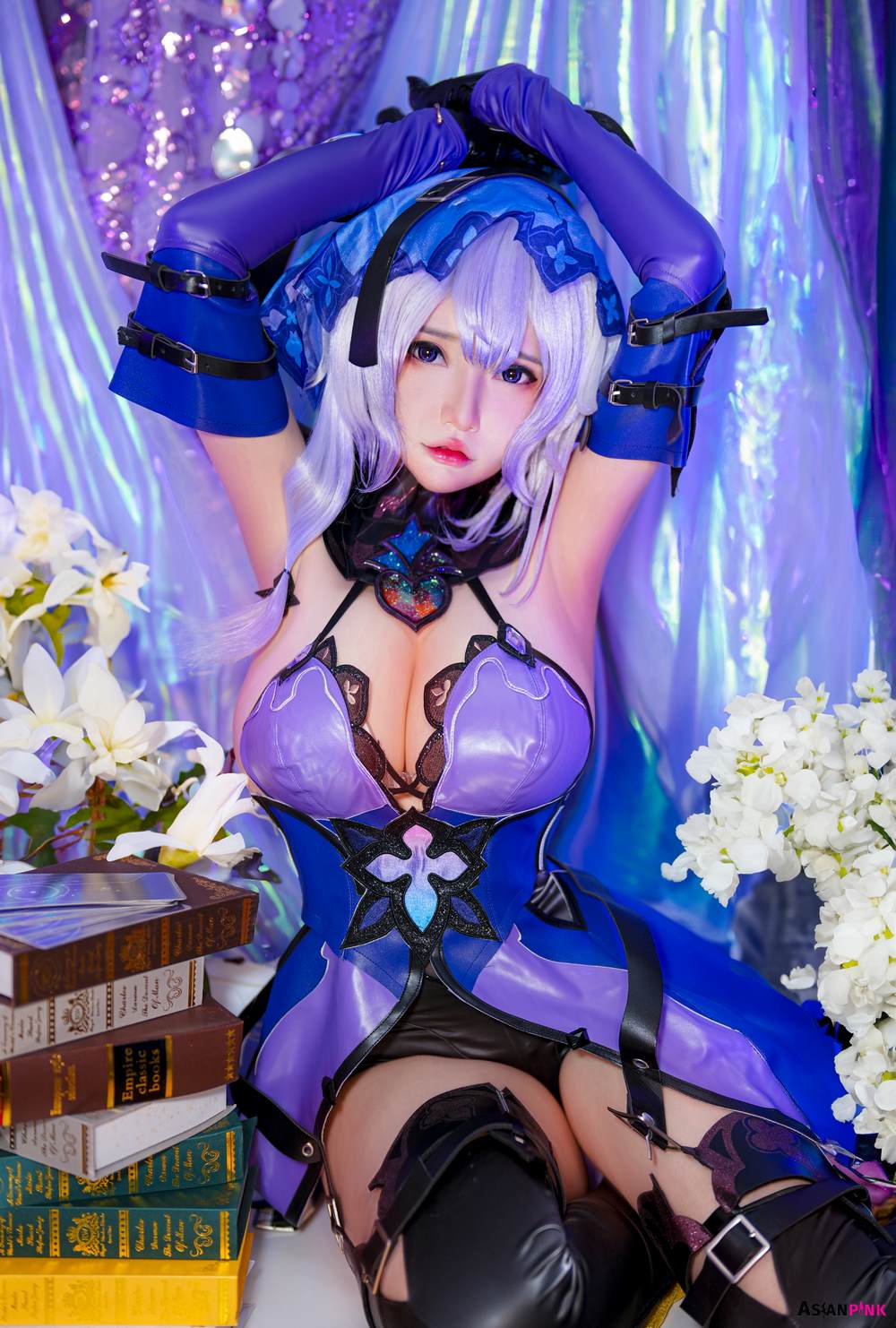 Coser @Potato Godzilla – Black Swan Cosplay (Honkai Star Rail)