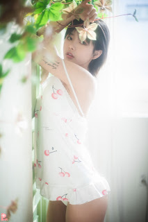 [PINK] U.Hwa (은유화) – Floral