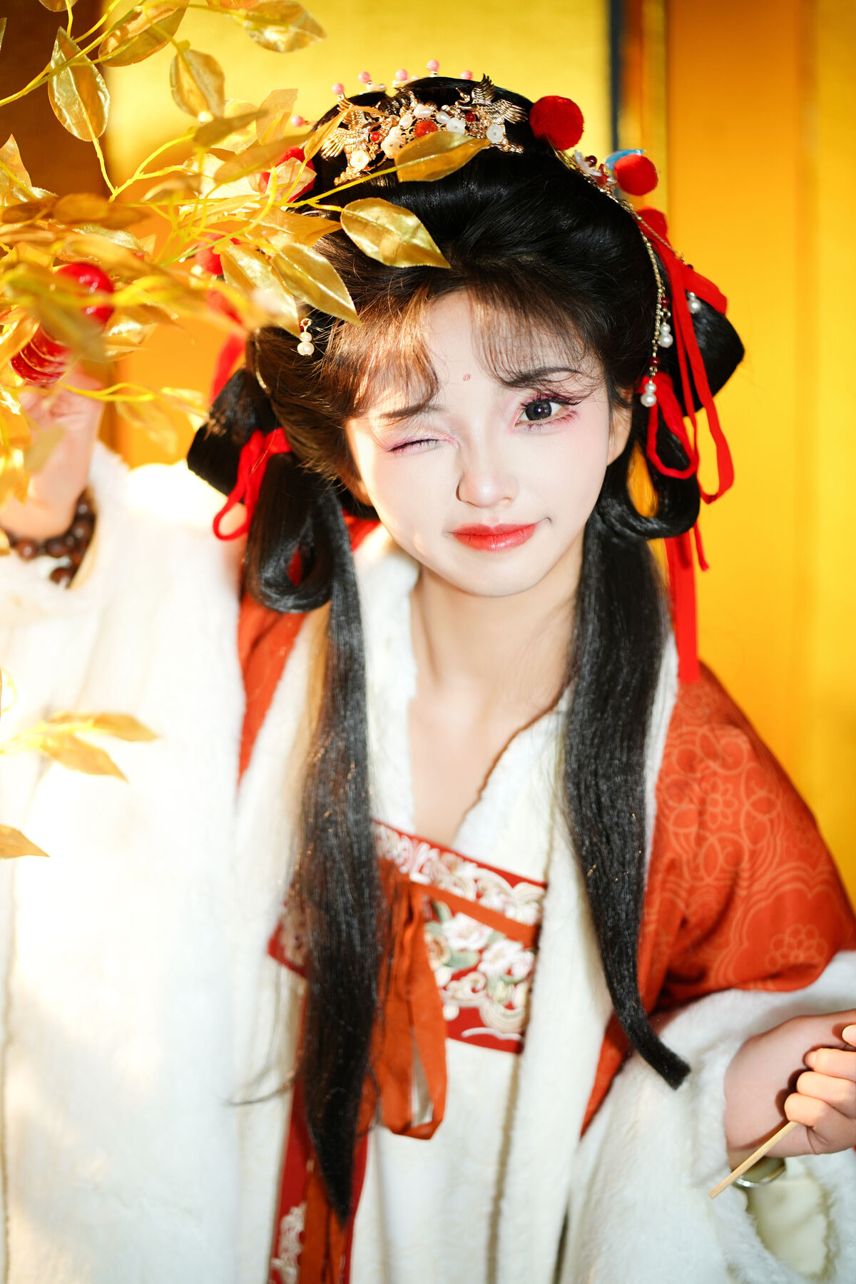 YiTuYu艺图语 Vol.8377 艾蜜莉 (22P)