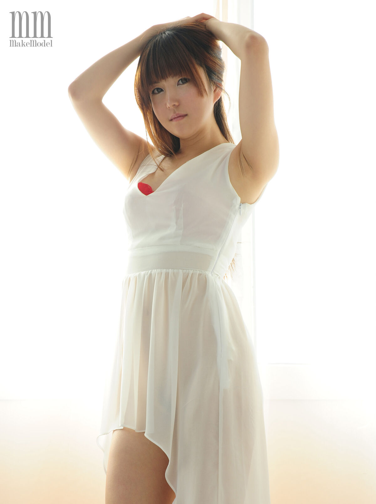 MakeModel Gahee 가희 – 2015.05.08 시선 집중 (37P)