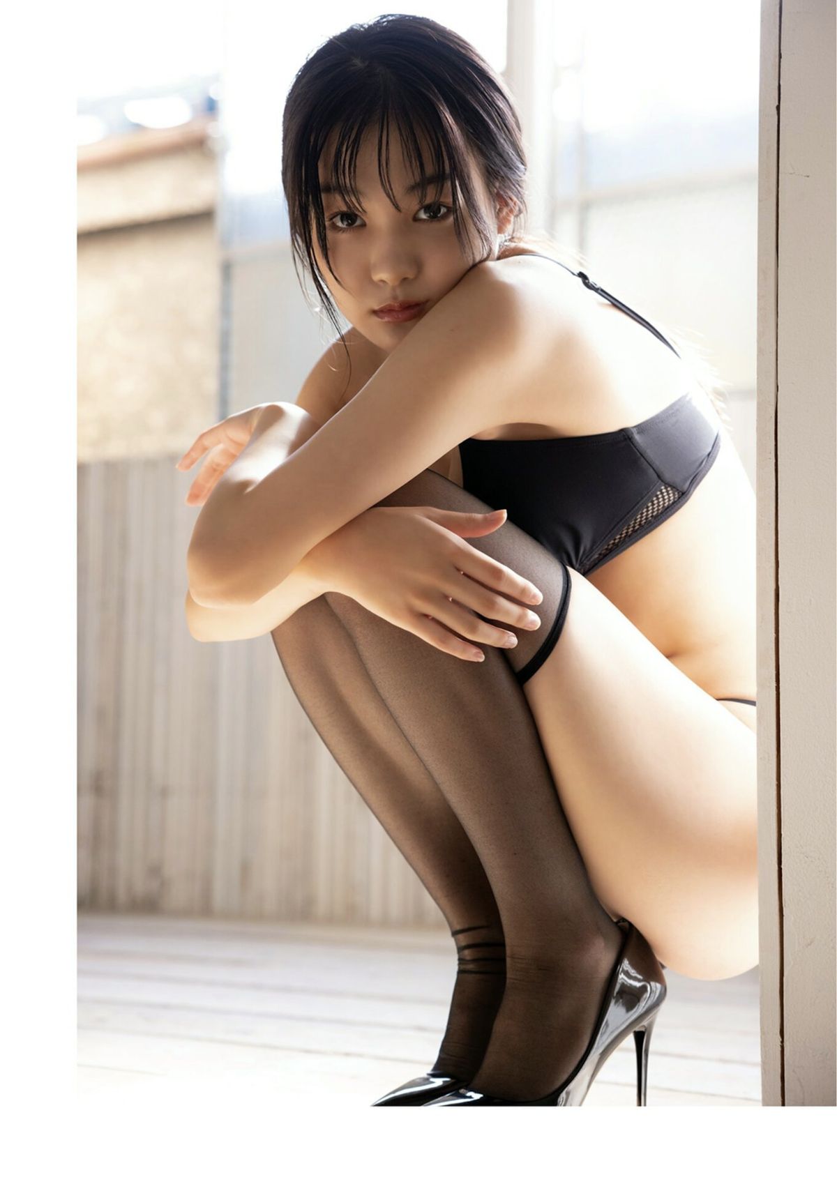 JP Haruna Yoshizawa 吉澤遥奈 – Light and Shadow (41P)