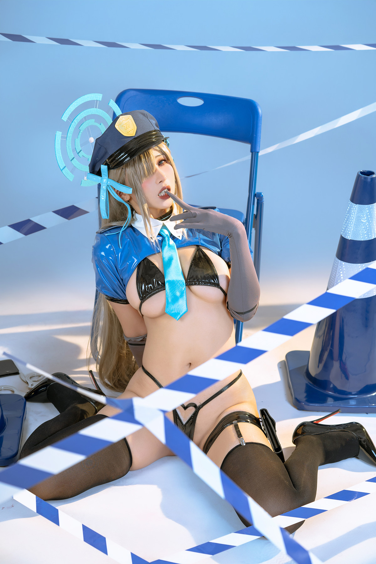Cosplay 云溪溪Yunx1x1 奶桃 蔚蓝档案 之濑明日奈 Set.01(50P)