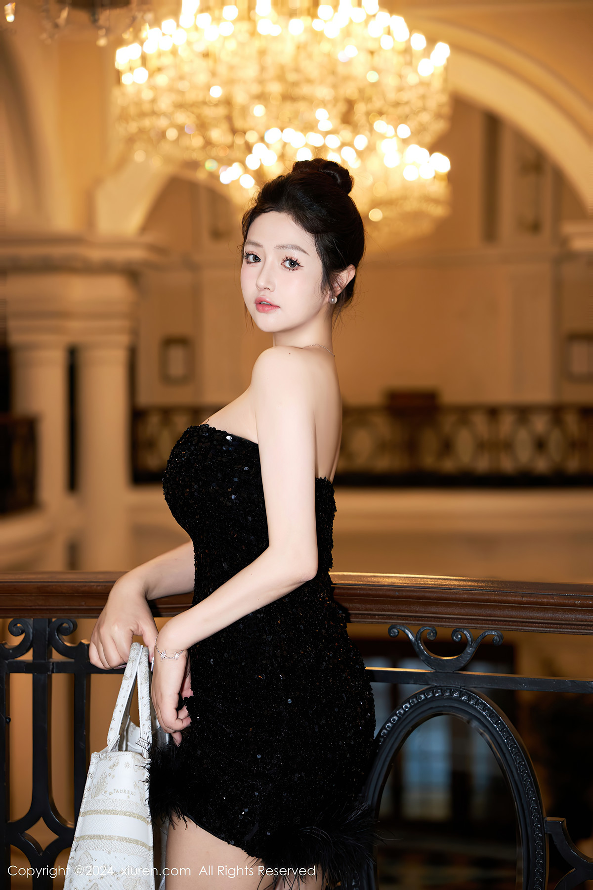 XiuRen秀人网 No.8462 养乐多DoDo(51P)