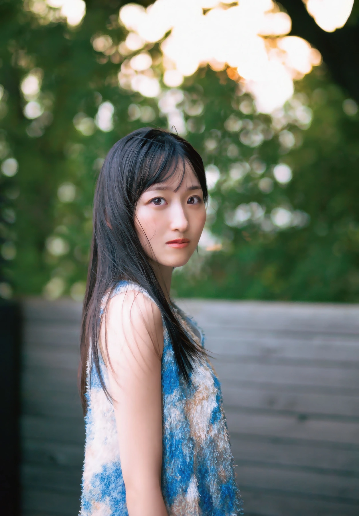 Miku Ichinose 一ノ瀬美空, Shonen Magazine 2025 No.43 (週刊少年マガジン 2025年43号)
