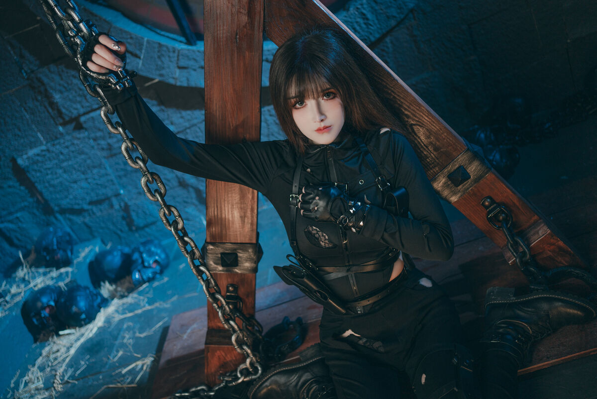 Coser@鹿八岁 – 特工的堕落 后篇 Part01 (56P – 1V)
