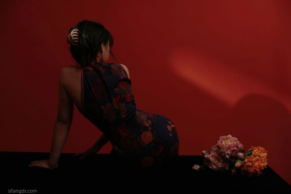Sha Le Mei Xiao Cang Lao Shi 莎乐美小苍老师 – 网红外围 最新私密群门槛福利 Part03 (61P)
