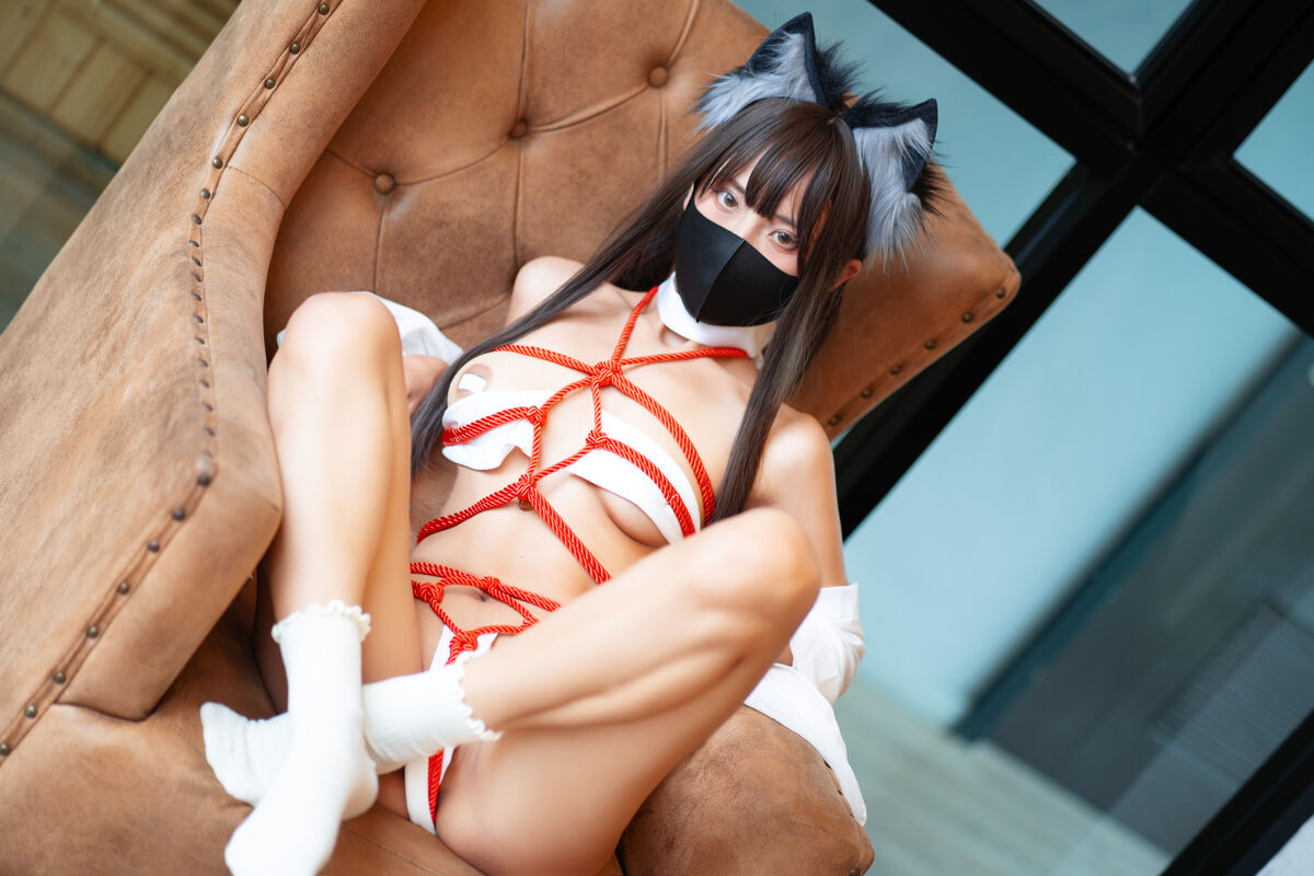 Coser@职业奶妈三水子 – 束缚巫女 (56P)
