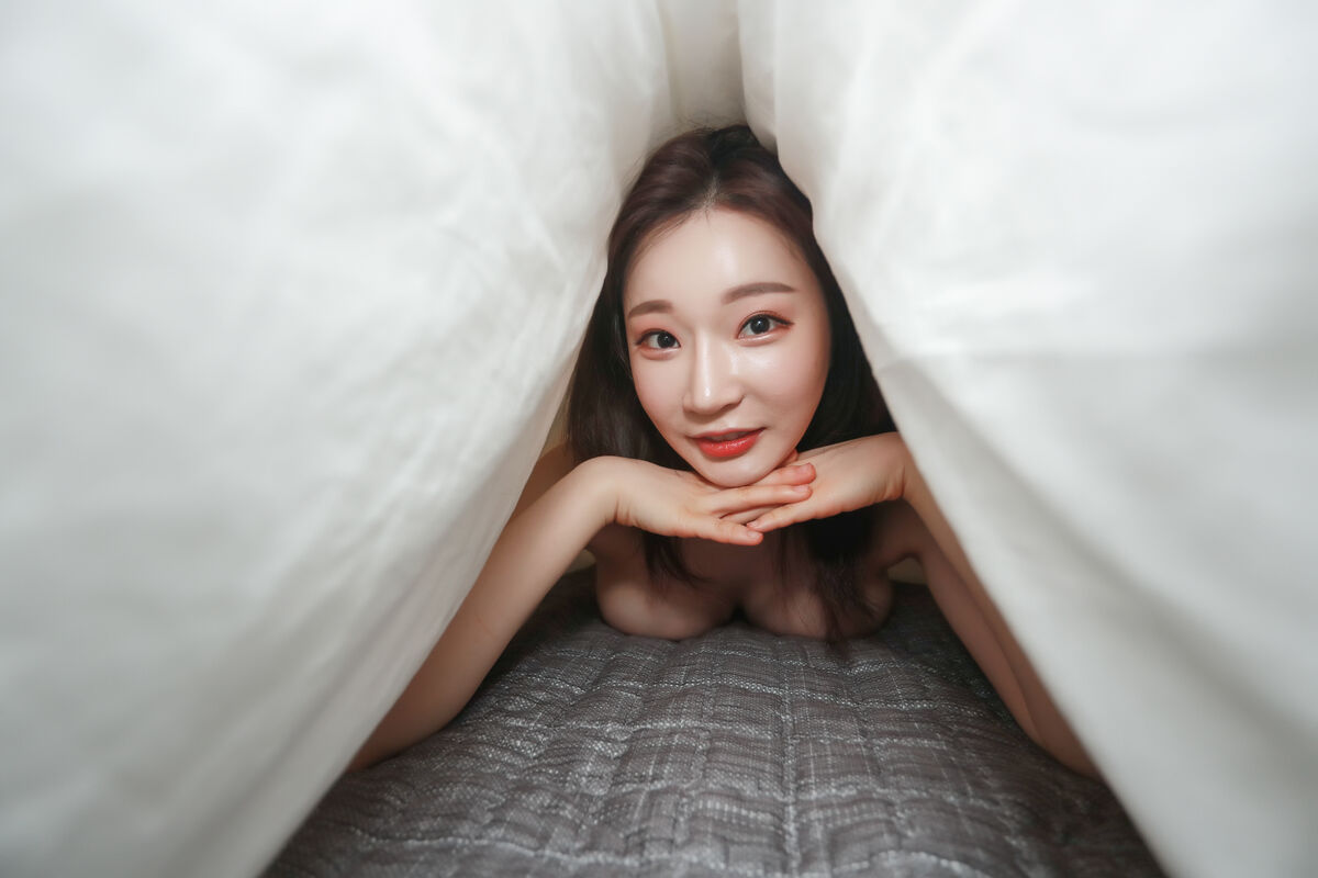 SUA Vol.1 Photobook Leak