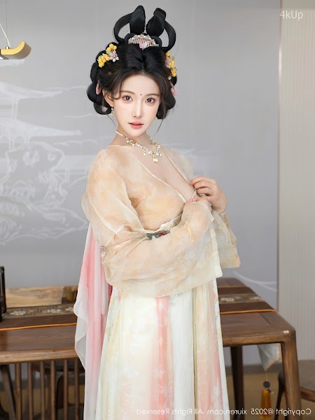 XIUREN No.10645 梨霜儿