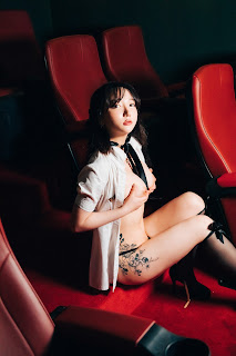 [Loozy] Son Ye-Eun (손예은) – Ticket Girl